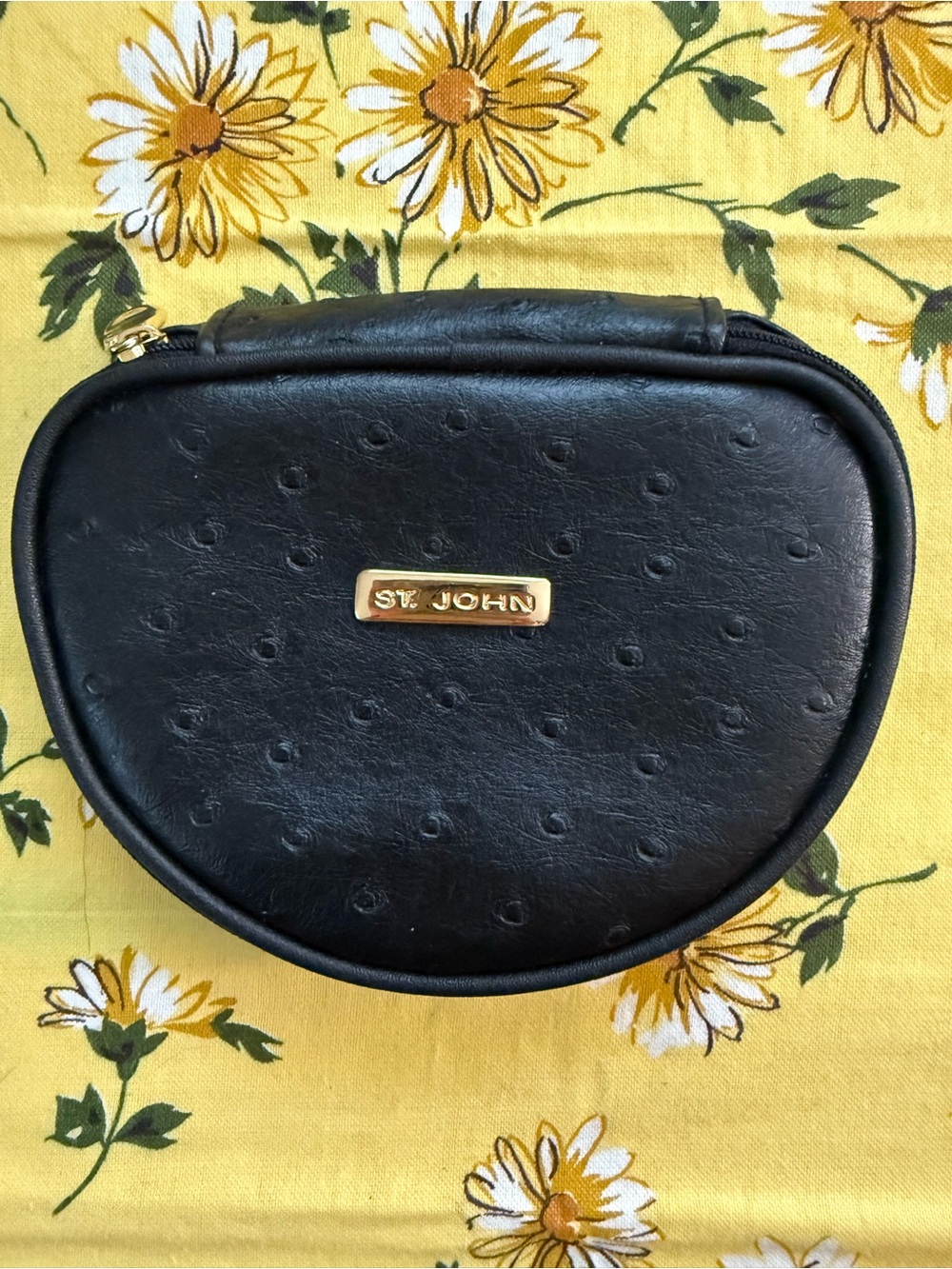 Vintage St John Black Faux Ostrich Leather Zip Around Jewelry Travel Case